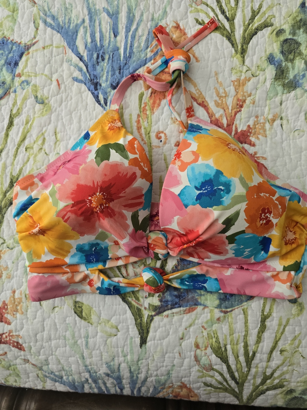Shade & Shore Cream Bikini Top with Pink, Blue & Yellow Floral Accents 34 D
